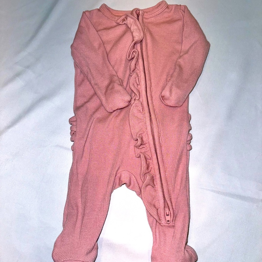 NWOT Angel Dear Footie Newborn